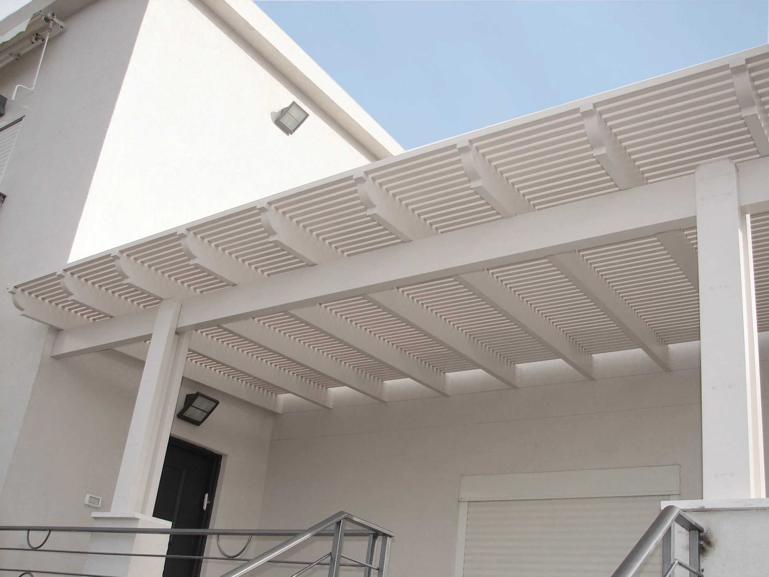 Naturewood aluminum pergola project view 17